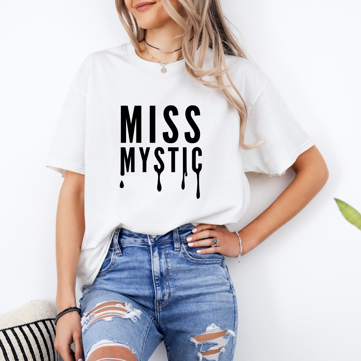 "MISS MYSTIC" image 0